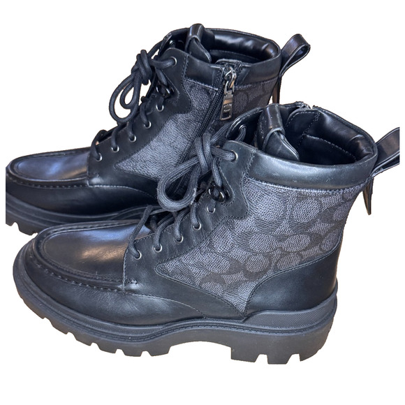 Coach CNMR Sig Boot – Model CW685 – Mens 7D Womens 8.5 – Black – New Without Box